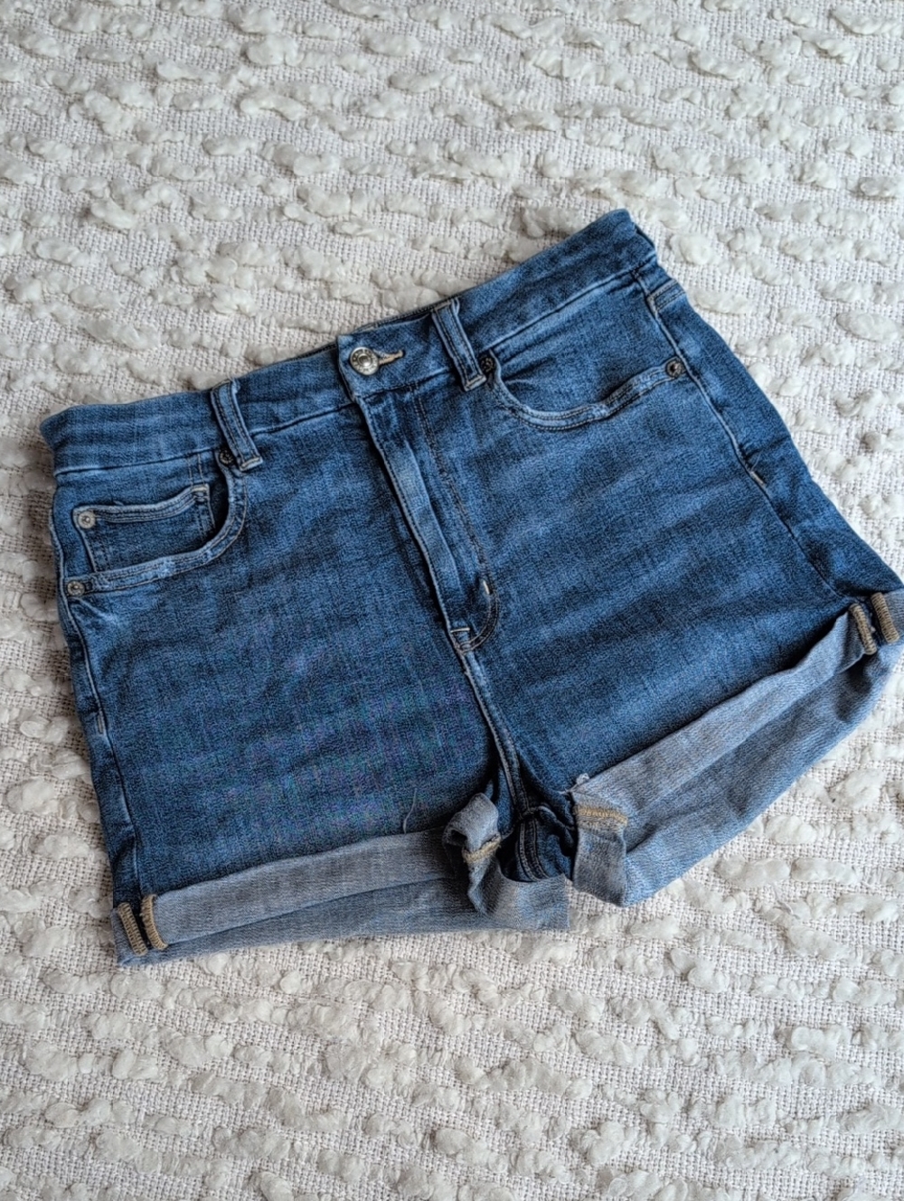 American Eagle Curvy High Rise Shortie 8 Women's Roll Cuff Next Level Stretch